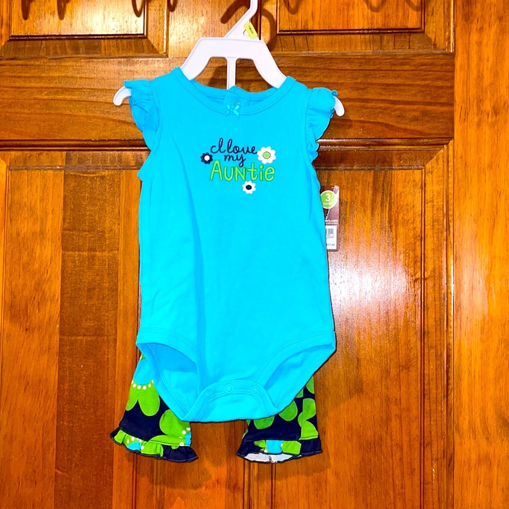 Girls- I love my Auntie onesie with pants